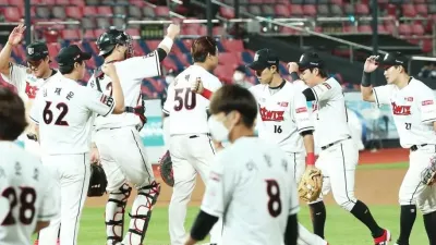 하루 만에 바뀌는 1위 경쟁 현재 단독 선수는 KT