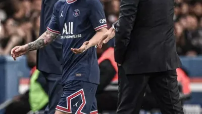 PSG 메시 이적 후 시즌 시작되고 불화설이 많다.