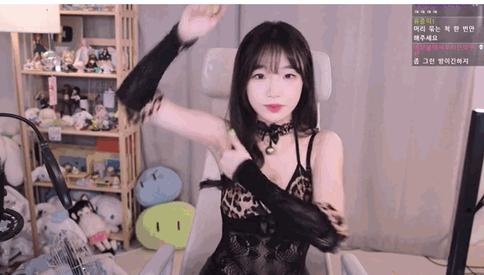 40c6588e94d36d3fdcd6a3eb26dec37a_1635405324_46.webp