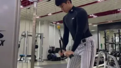 1차 유망주 강효종 이제는 조금씩 빛을 내고 있다.