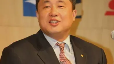 전주 KCC 전창진 감독 정규리그 통산 500승을 달성한 사령탑