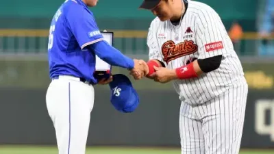 이번 시즌 은퇴 이대호 두 번째 은퇴 투어 치러진다.