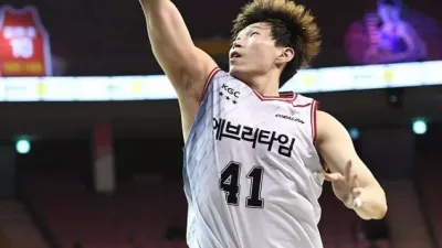 KGC 빅맨 오세근 활약 삼성에 100 대 80 대승