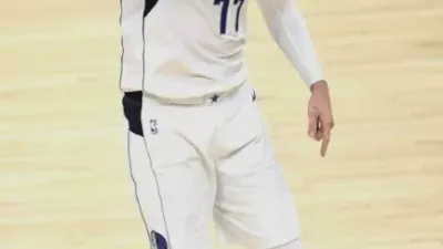 댈러스 에이스 루카 돈치치 활약 댈러스 3차전 잡았다.