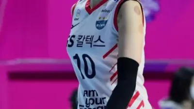 여자 배구 대표팀 강소휘 세대교체 현실적으로 실감이 난다.