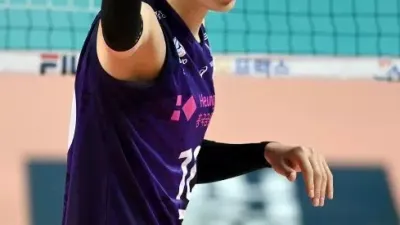 대한민국 여자 배구 간판스타 김연경 개막전 출격 준비 완료