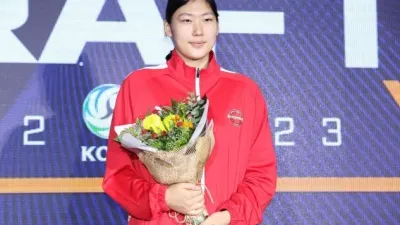 여자배구 신인 드래프트 1순위 어르헝 귀화시험 합격 출전 가능