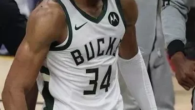 밀워키 아데토쿤보 댈러스전 맹활약 NBA 6주차 이주의 선수 선정
