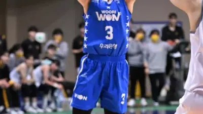 우리은행의 미래 김은선 부상 12연승 질주 문제 생겼다.