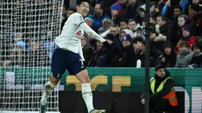 손흥민 드디어 터졌다 리그 4호골 토트넘 4-0 대승
