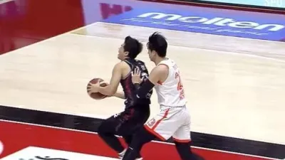비매너 플레이 캐롯 전성현 팬들 비난 여론 확산 중