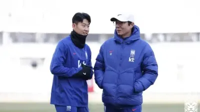 대한민국 축구, 상처 치유하고 '임시 감독'의 새 출발