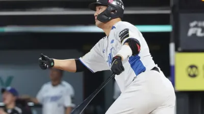 kt 위즈, 장성우의 역전 결승타로 SSG 랜더스에 5-3 승리... 공동 5위 도약