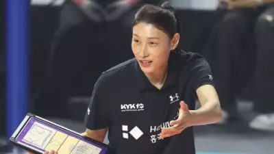 김연경 은퇴식서 미소 보인 ‘신인감독’ 김연경 “감독으로서 나 자신도 성장했다”