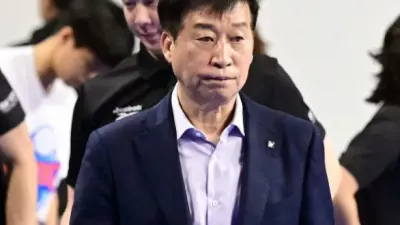 7연패 끝 감독 자리 내려놓은 김호철, “이 분위기로는 팬들께 죄송… 오늘이 마지막이다”