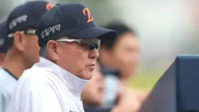 한화, 1회 실책 3개 자멸…NC에 완패하며 6연패 수렁