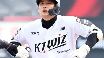 배정대, 경기 중 자청한 추가 훈련 결실…이틀 연속 맹타로 KT 3연승 견인