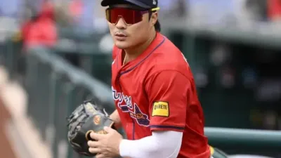 김하성 복귀 청신호…주전 밀어낸 유망주 흔들리자 경쟁 다시 원점