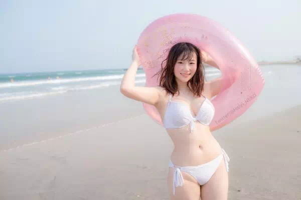 피부 가슴 엉덩이 모든게 완벽한 스시녀