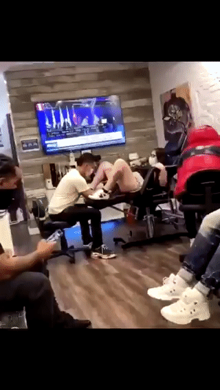 타투녀