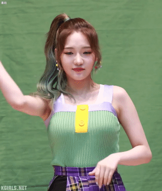 남자들 빠져들게하는 졸린눈의 지선