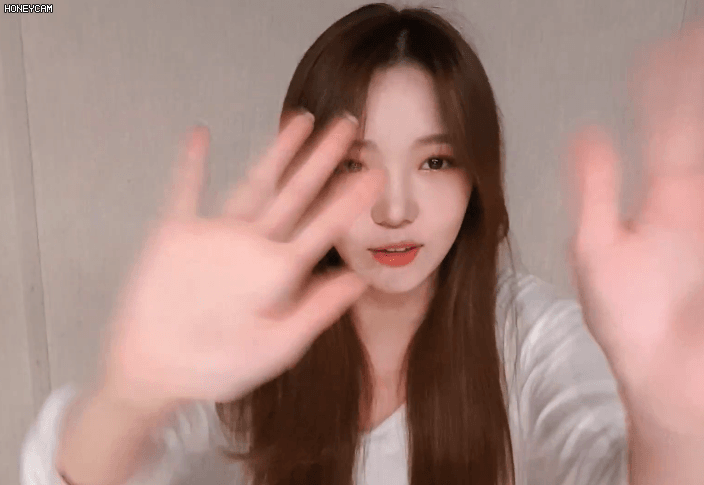 인사하는 노지선
