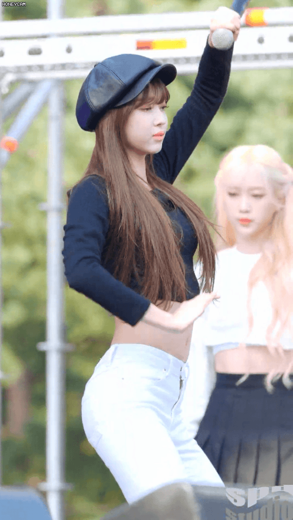 오마이걸 유아 몸매 대박