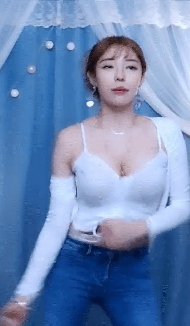 G컵녀 섹시댄스 슴부먼트