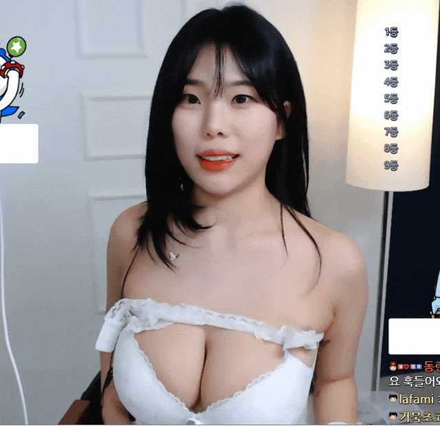 몸매는 진짜 완벽하네