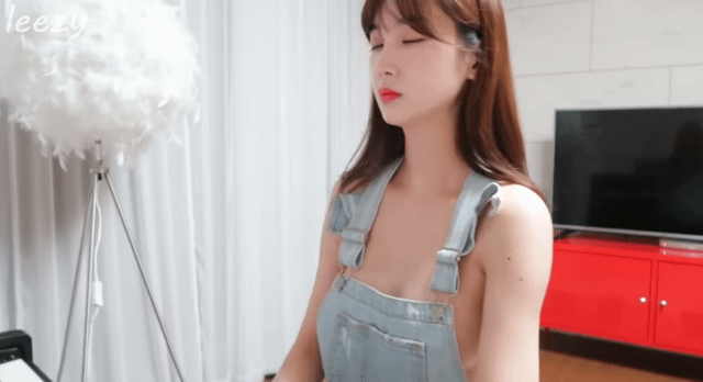 섹시한 피아노 연주
