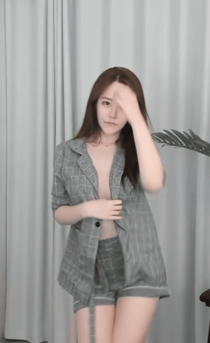 여캠 노출댄스