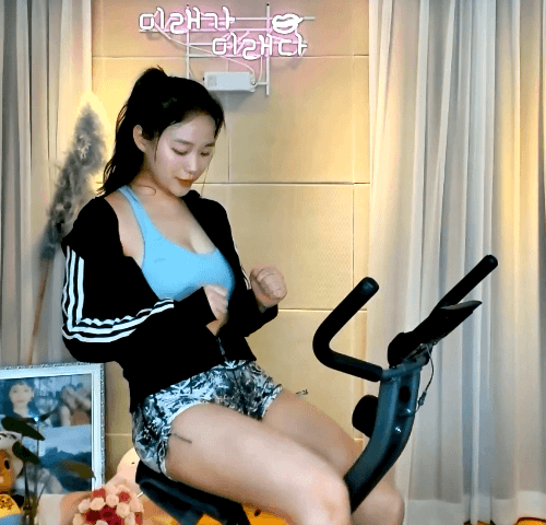 BJ미래 홈트 섹시하네 몸매 좋은 이유가 있었네