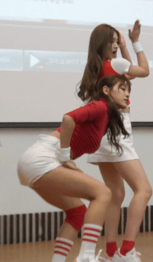 김세정 허벅지 근육 클라스