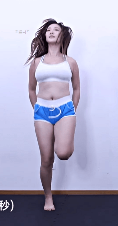 운동하는건데 왜 딴게 자꾸 보이지;;