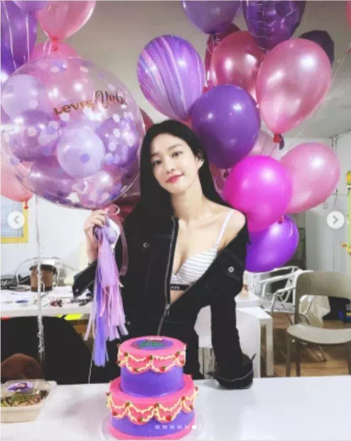 살빠지고 가슴까지 줄어든,,이유비