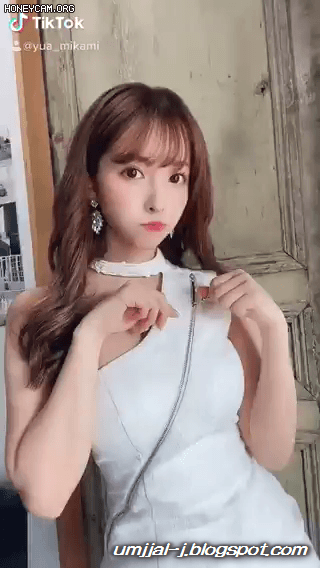 옷을 벗지 않아도 꼴리는 그분