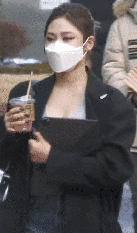 귀여운 에스파 닝닝의 출근길