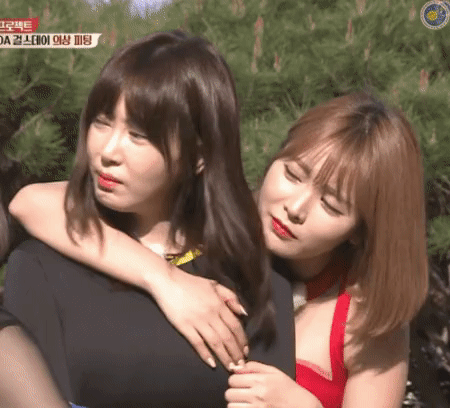 홍진영 본능적으로 움직이는 손