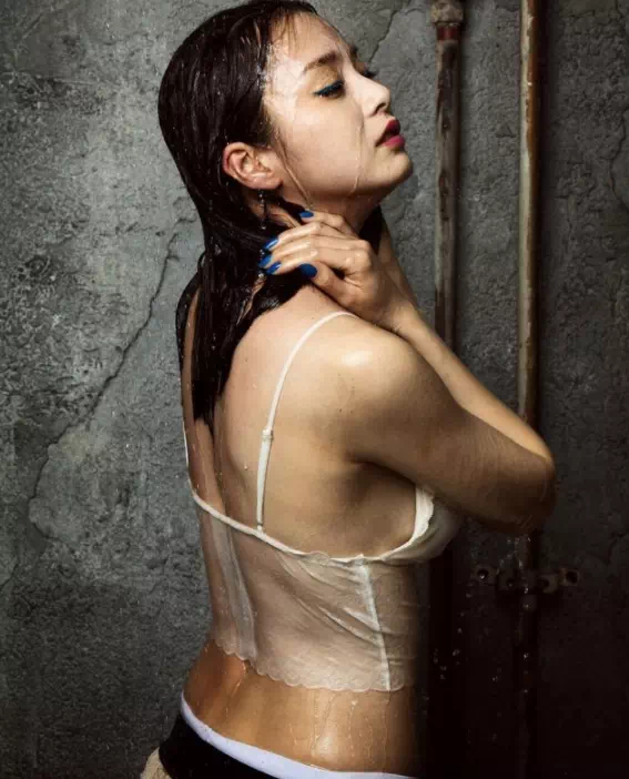 과거 레전드 였던 김태희 화보