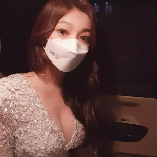 역시 역시하는 이채영 드레스 핏