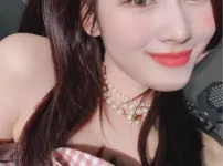 미모 지리는 여신 사나