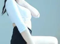 엉덩이 노출 제대로 하는 히또