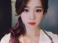 승무원 출신 여캠 bj릴카 미모 존예