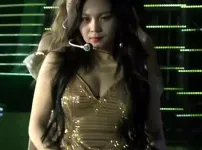 여자 아이돌 여자친구 멤버들의 슴골 대방출