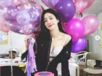 살빠지고 가슴까지 줄어든,,이유비